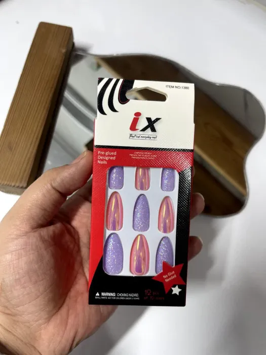 ناخن مصنوعی ix